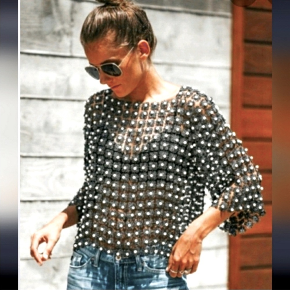 👚VICI pearl top
